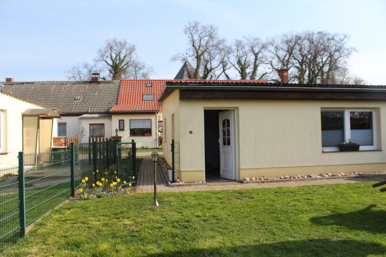 Bungalow Gross Dratow Dış mekan fotoğraf